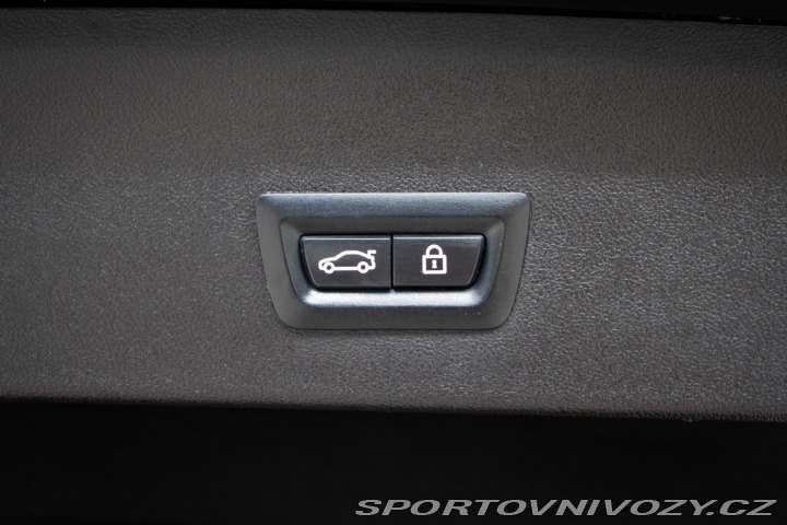 BMW X4 M40i A/T, 260kW, A8 / AJ 2018