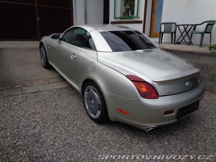 Lexus SC SC 430 2002