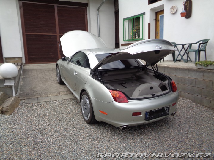 Lexus SC SC 430 2002