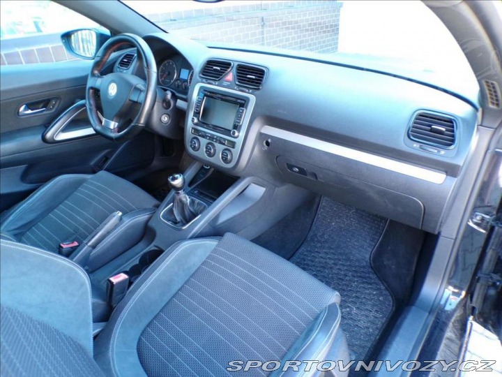 Volkswagen Scirocco 1,4 TSI SPORT 2009