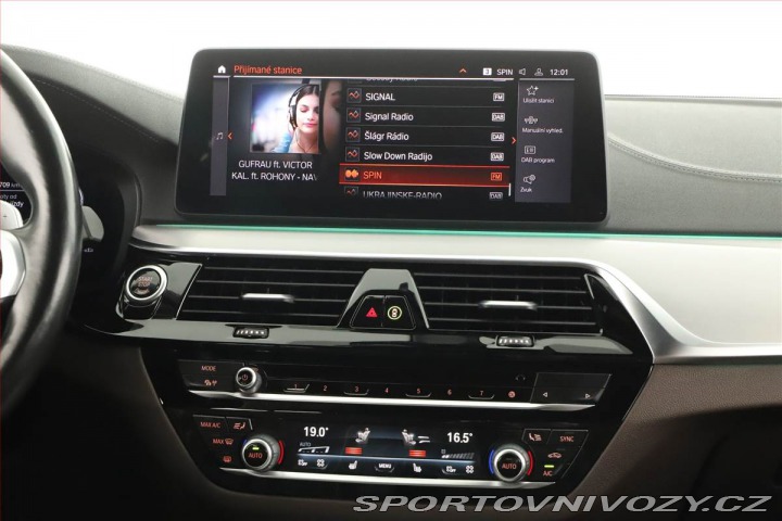 BMW 5 540i xDrive 2021