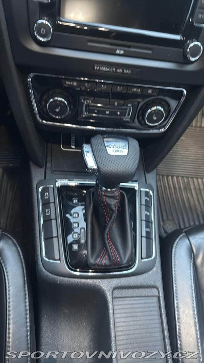 Škoda Superb 3.6 FSi VR6 2010