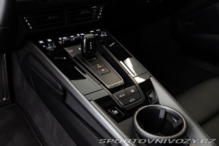 Porsche 911 (992.2) Carrera Pano/Bose 2025