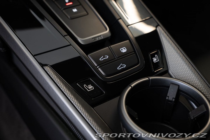 Porsche 911 (992.2) Carrera Pano/Bose 2025