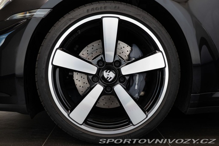 Porsche 911 (992.2) Carrera Pano/Bose 2025