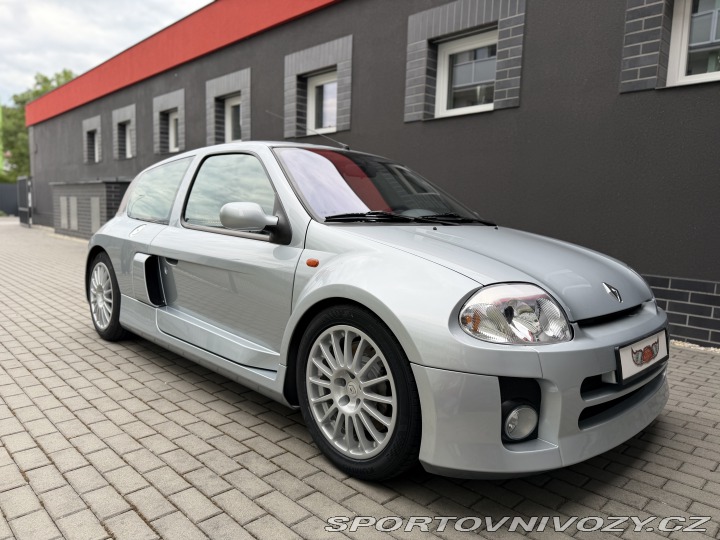 Renault Clio Sport V6 Phase 1 2002