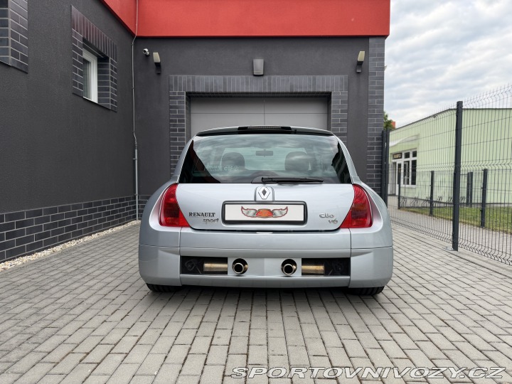 Renault Clio Sport V6 Phase 1 2002
