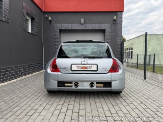 Renault Clio Sport V6 Phase 1 2002