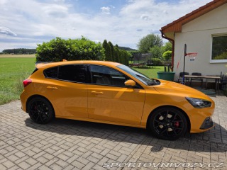 Ford Focus ST 2000