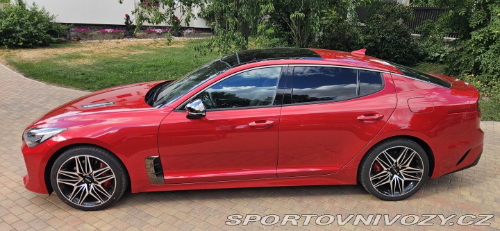 Kia Stinger GT 3.3 T-GDi 269kW AT8 2022