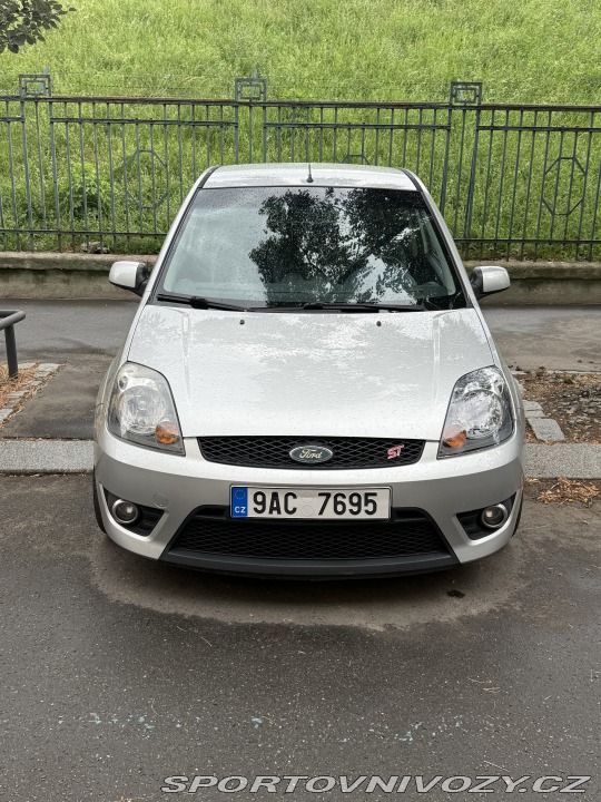 Ford Fiesta ST  2006