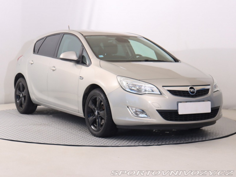 Opel Astra 1.6 T