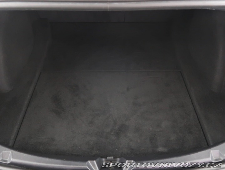 Tesla Model 3 Std Range Plus 52kWh 2019