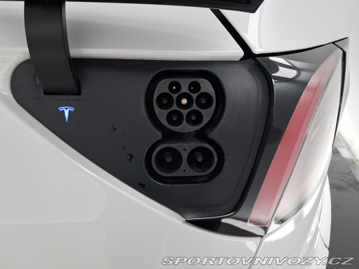 Tesla Model Y Long Range AWD 79kWh 2022