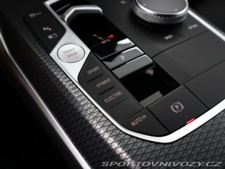 BMW 3 M Sport 330 e xDrive 2022