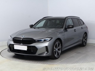 BMW 3 M Sport 330 e xDrive 2022