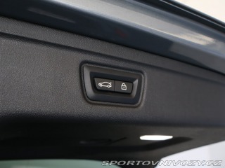 BMW 3 M Sport 330 e xDrive 2022
