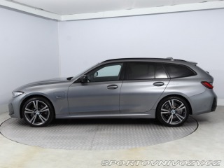 BMW 3 M Sport 330 e xDrive 2022