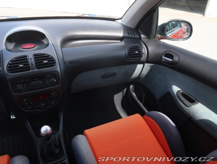Peugeot 206 2.0 16V 2000