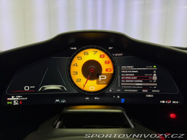 Ferrari Ostatní modely V12 CARBON, ALCANTARA, PA 2026