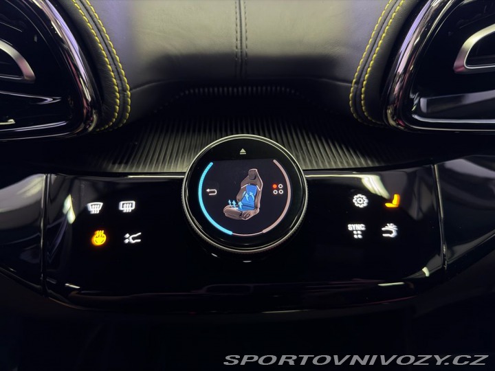 Ferrari Ostatní modely V12 CARBON, ALCANTARA, PA 2026