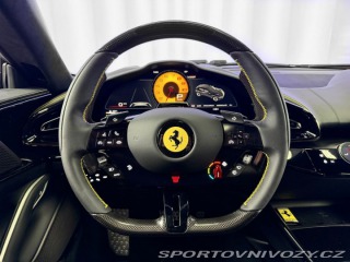 Ferrari Ostatní modely V12 CARBON, ALCANTARA, PA 2026