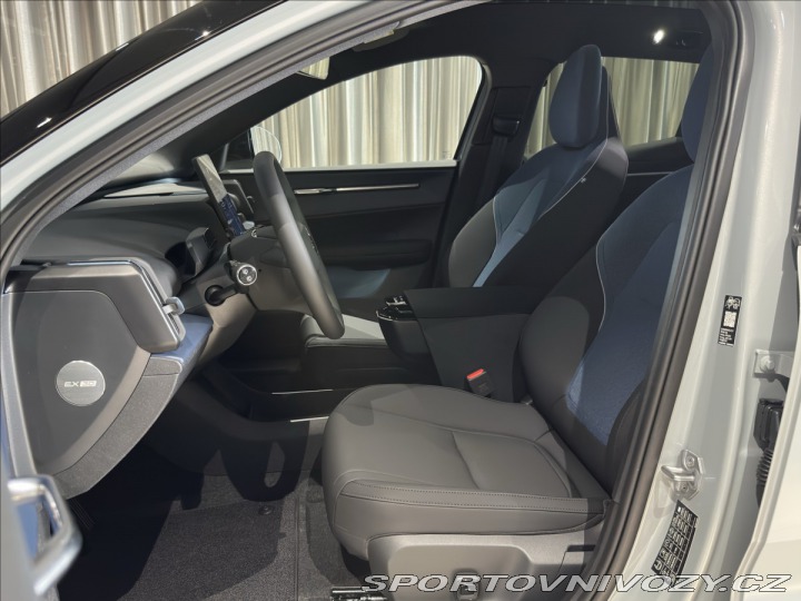Volvo EX30 0,0 P8 AWD Ultra Cross C 2026