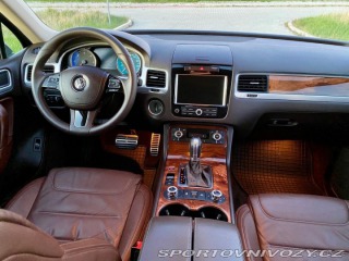 Volkswagen Ostatní modely Touareg 4,2 tdi V8 250 kw r.v.2 2011