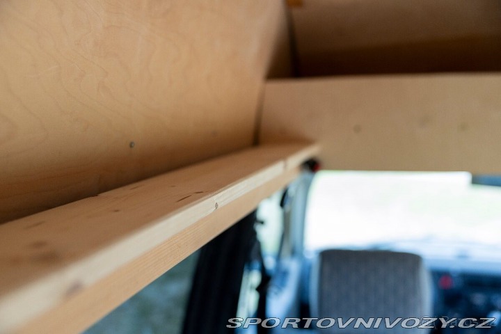 Volkswagen Ostatní modely Transporter 2,5 T4 Kombi Caravelle 1800