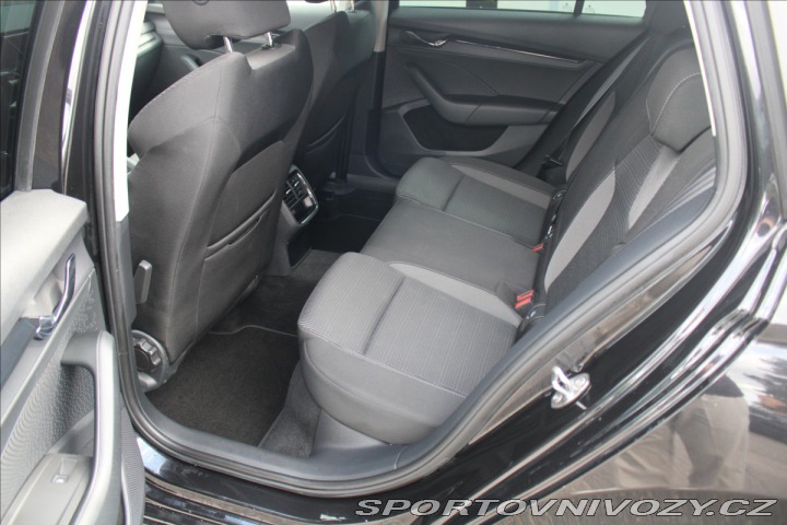 Škoda Ostatní modely Octavia 1,4 TSi iV DSG Plug-In Hy 2022