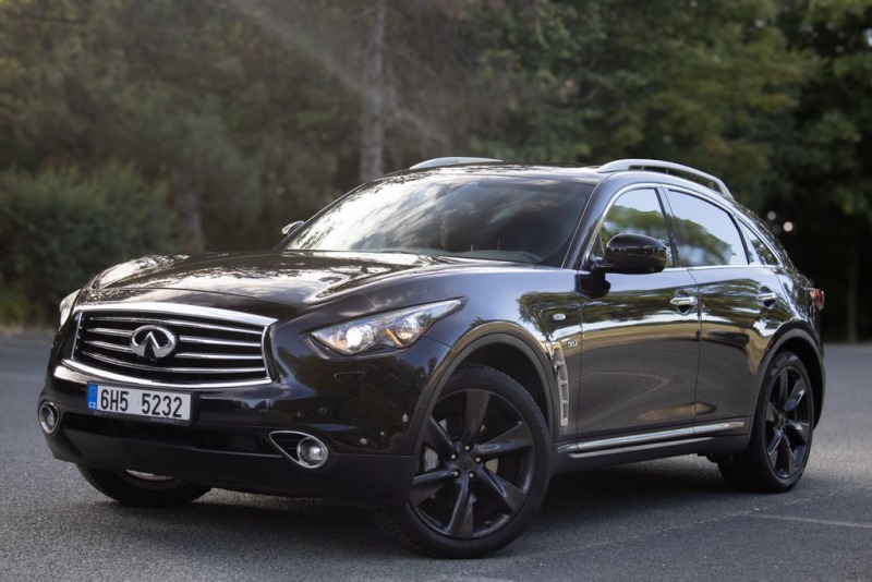 Infiniti Ostatní modely QX70 Verze S, servisované, DVB