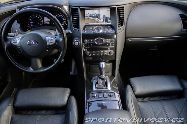 Infiniti Ostatní modely QX70 Verze S, servisované, DVB 2015