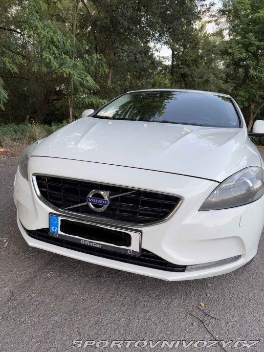 Volvo V40 2014