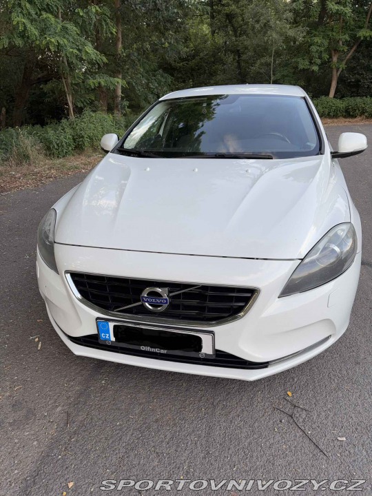 Volvo V40 2014