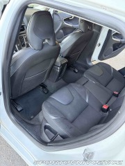 Volvo V40 2014