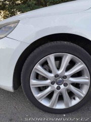 Volvo V40 2014