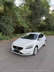 Volvo V40 2014