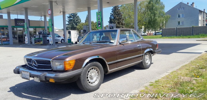 Mercedes-Benz SL W107 1982