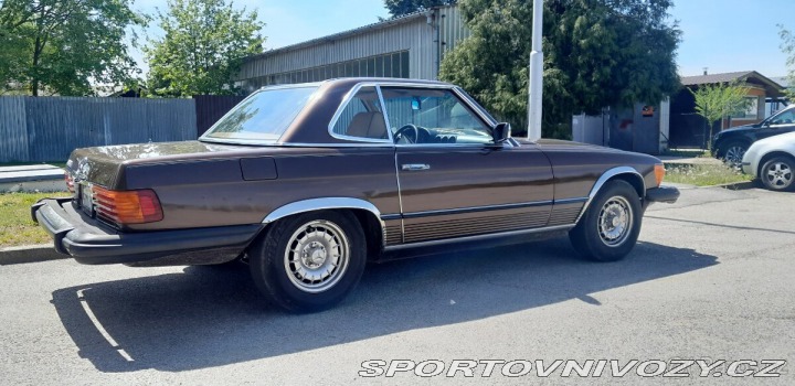Mercedes-Benz SL W107 1982