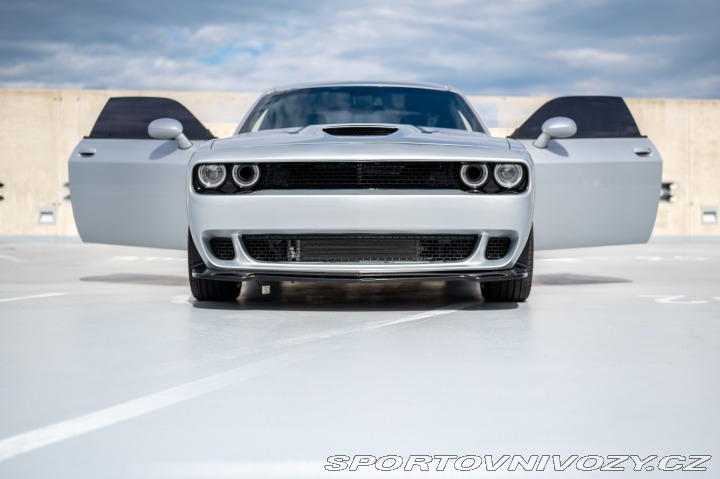 Dodge Challenger 6,4l V8 SRT odpočet DPH 2020