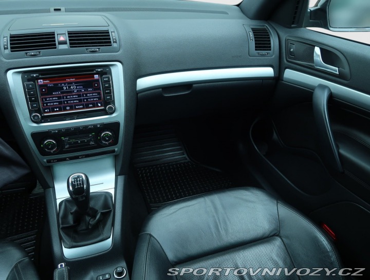 Škoda Octavia RS RS RS 2.0 TDI 2011