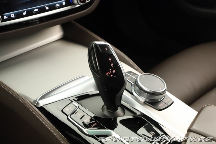 BMW 5 M Sport 540i xDrive 2021