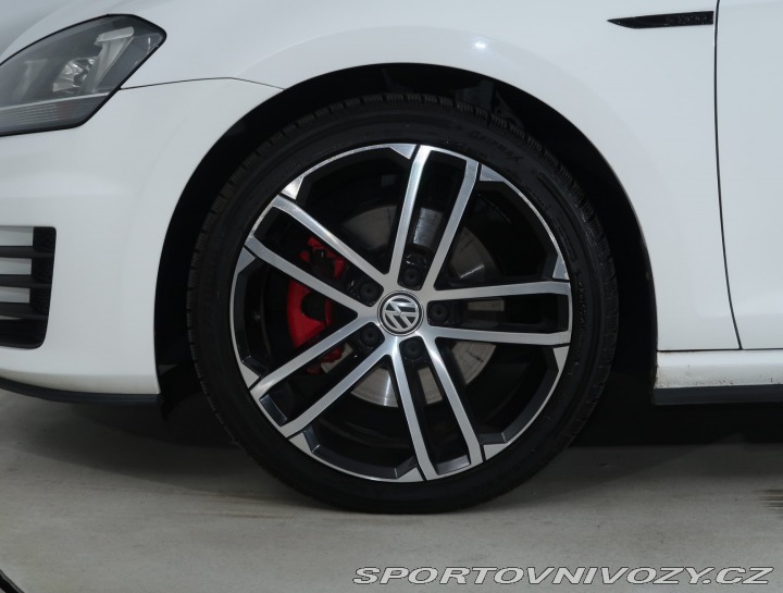 Volkswagen Golf 2.0 TDI GTD 2016