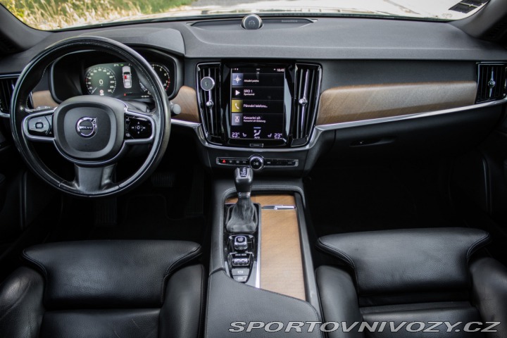 Volvo S90 T5 2.0L Drive-E Inscript 2017