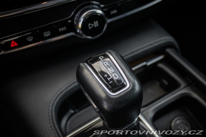 Volvo S90 T5 2.0L Drive-E Inscript 2017
