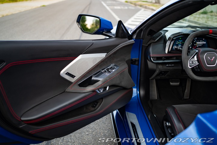Chevrolet Corvette C8 STINGRAY Z51 2020