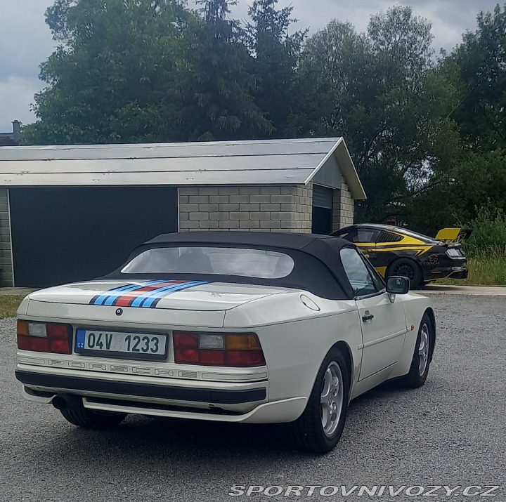 Porsche 944 S2 1989