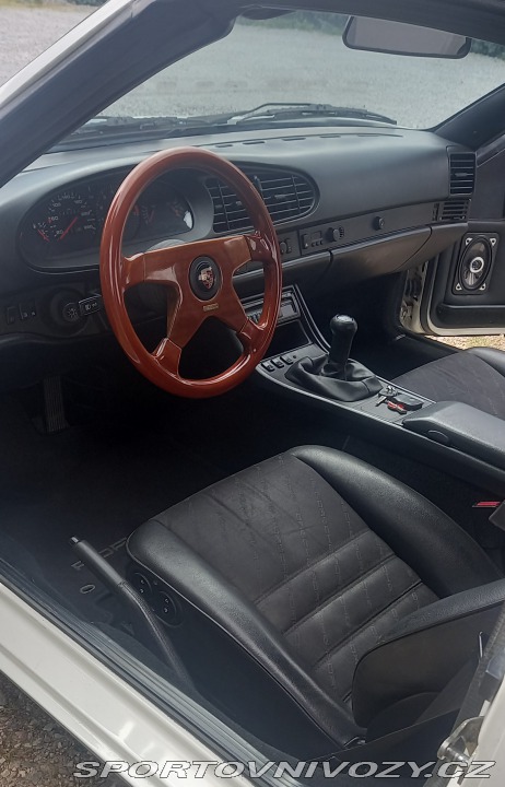 Porsche 944 S2 1989