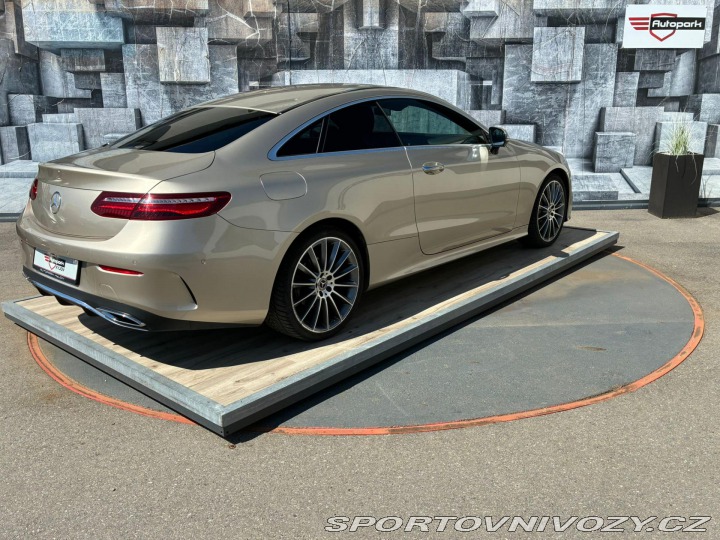 Mercedes-Benz E 220D, 143KW, VZDUCH, ACC, 2017