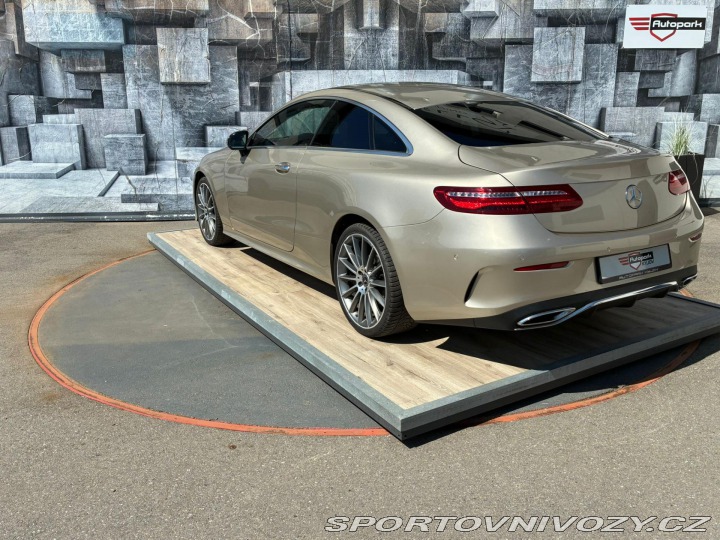 Mercedes-Benz E 220D, 143KW, VZDUCH, ACC, 2017